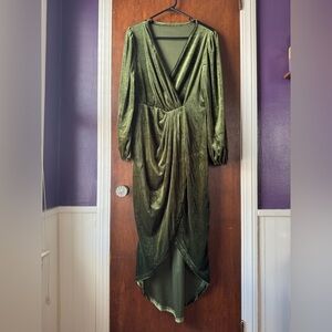 SHEIN Green Velvet Long Sleeve Dress